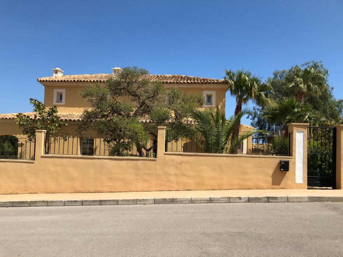 Villa Финестрат Екстериор снимка